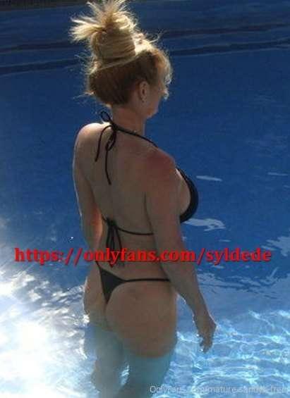 To all MATURE MILF lovers, if you like my Onlyfans page plea..