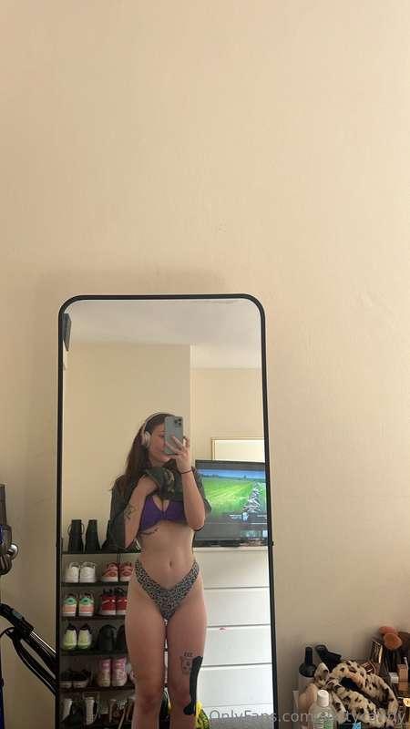 i’m online all day today 💋