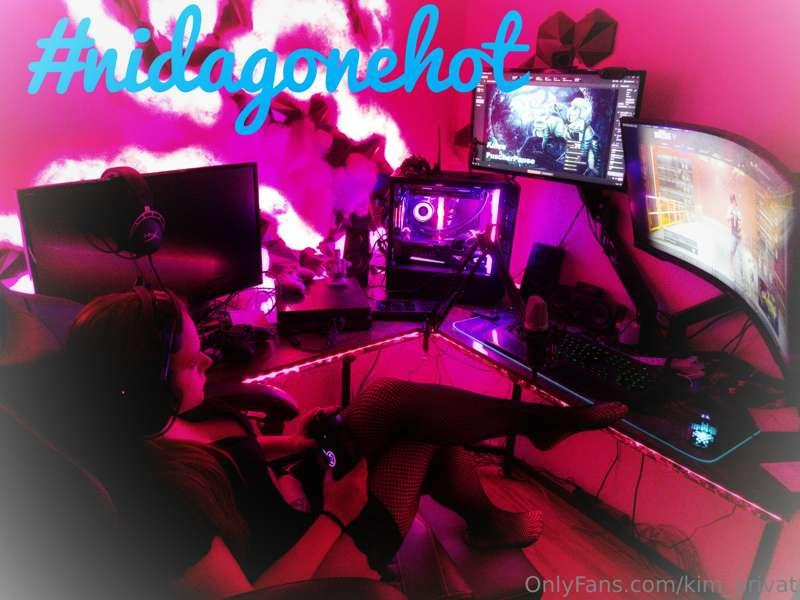 Hey meine Süßen falls ihr mich mal live sehen wollt kommt mi..