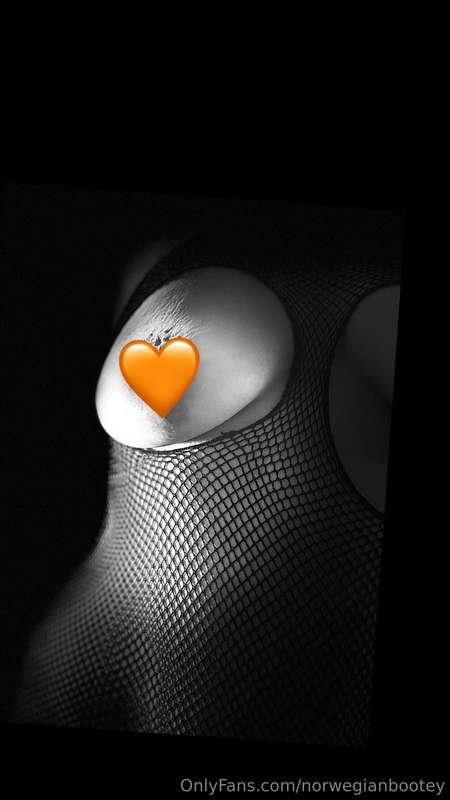 Saggy tits are my fav!! 🙏🏻 So much to play with 😍😍 Do you ag..