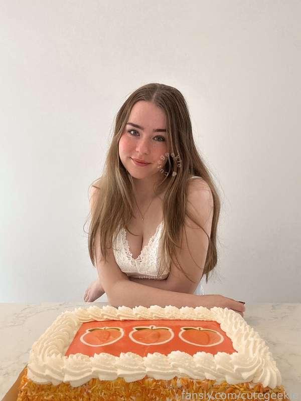 Happy birthday to me 🍑