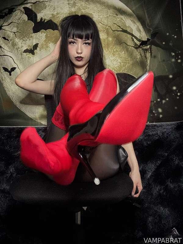 madamzombodomme image #5