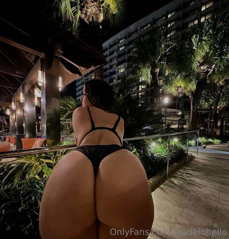 I'm your paradise