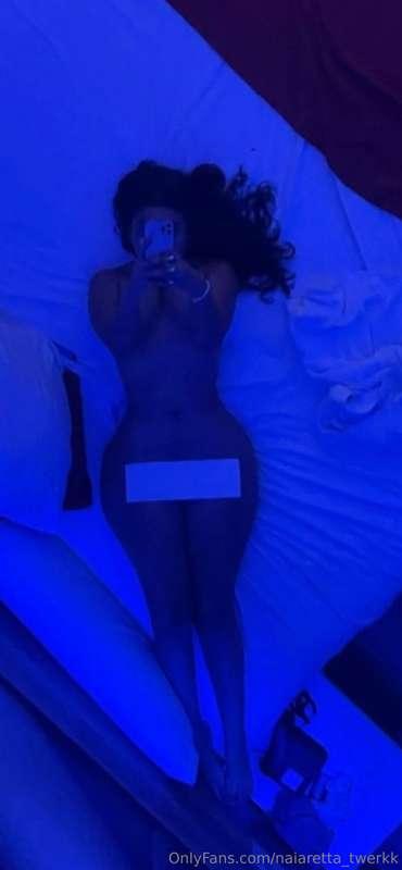 naiaretta_twerkk image #0