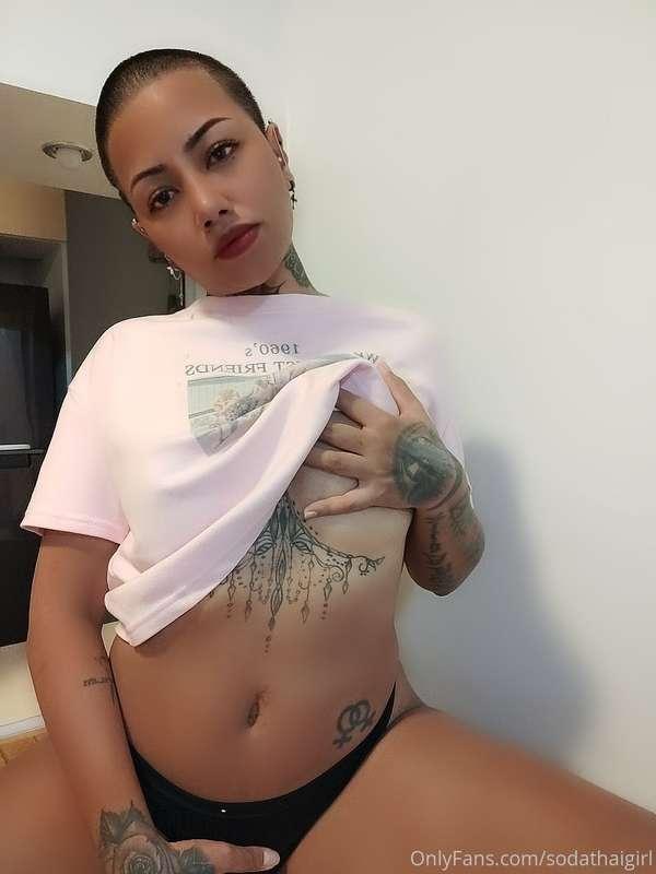 Fuck me Daddy 🍑💕 My wet and sweet pussy waiting for you in D..