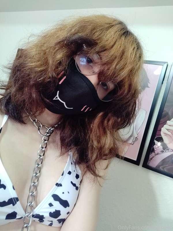 Please grab my chain and pull me closer. Maybe you’ll get a ..