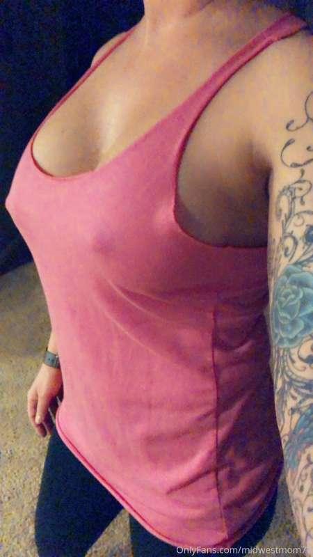 Tad bit nipply out this morning. 😜