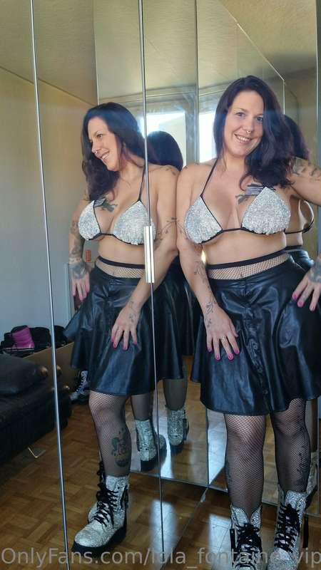 How do you like the outfit I wäre to the Street Parade?