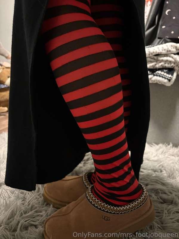 mrs_footjobqueen image #4