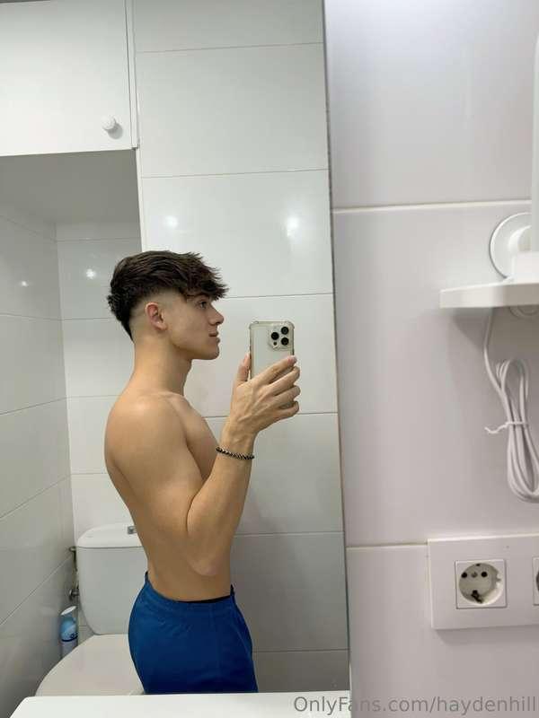 You like my haircut?🤭