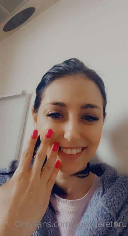 Nails and lashes daone