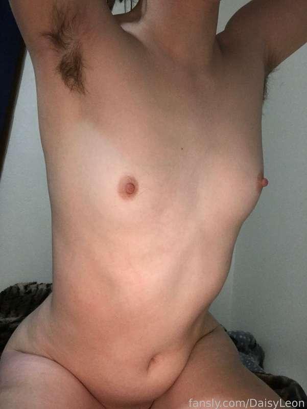 Favorite hairy body part?
#fyp #hairy #hairypits #pussy #tits #smalltits #feet