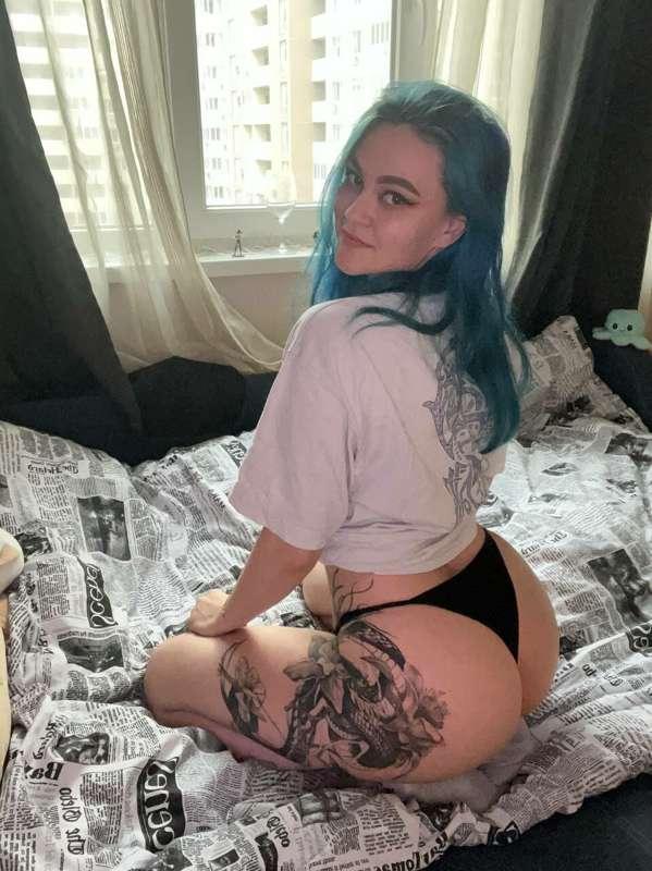 Horny Ukrainian slut with tattoos😈💦
Looking for a man to hol..