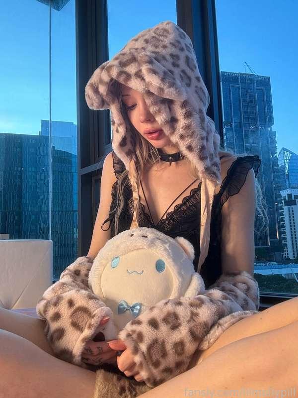 lilmollypill image #1