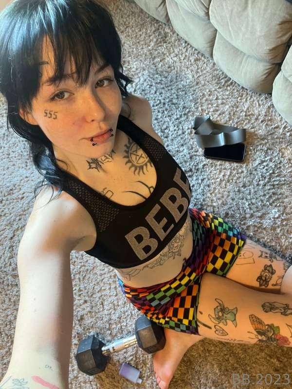 Good morning! Don’t forget to stretch today 🖤