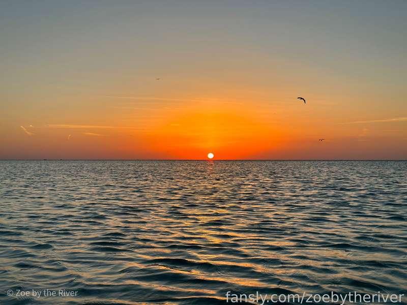 zoebytheriver image #41