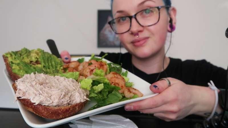📣 EARLY ACCESS 📣 ASMR Eating Tuna & Avocado Bagels And Chilli Prawns 🍤