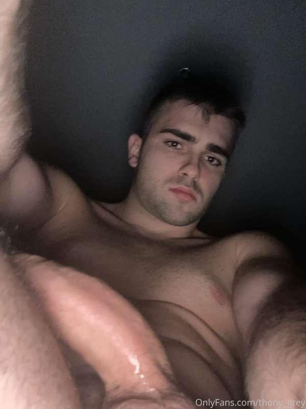 thony_grey image #0