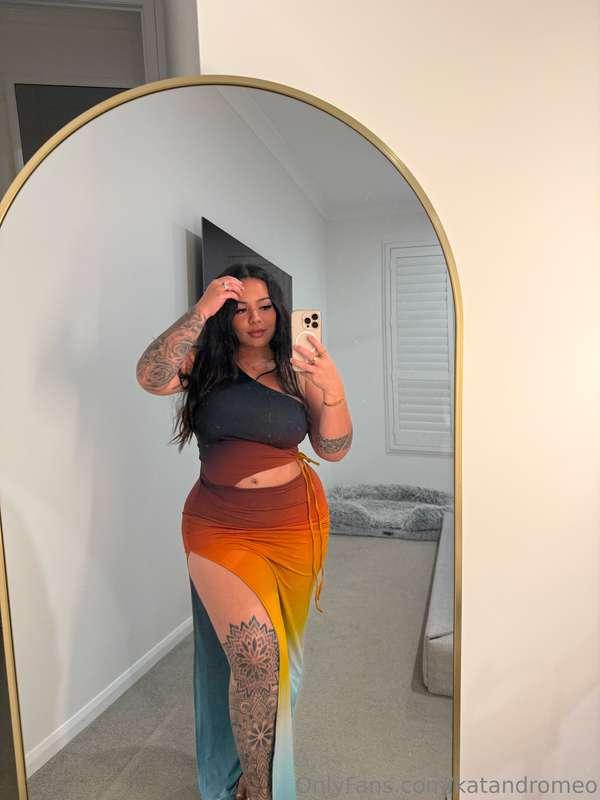 what is your favourite part of me? dm me and i might show yo..
