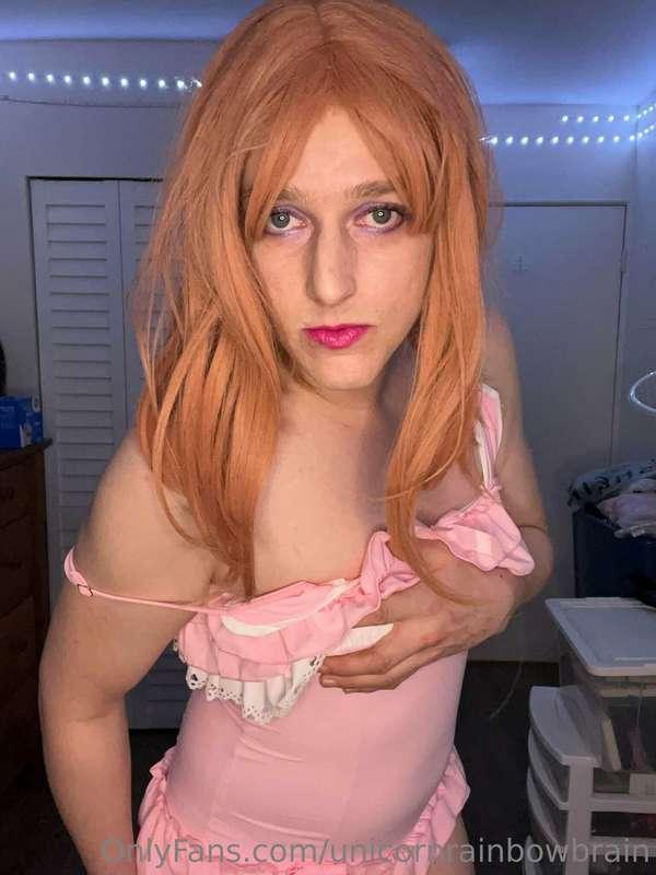 Hello everyone, and WELCOME BACK! to my page!!! Sorry for th..