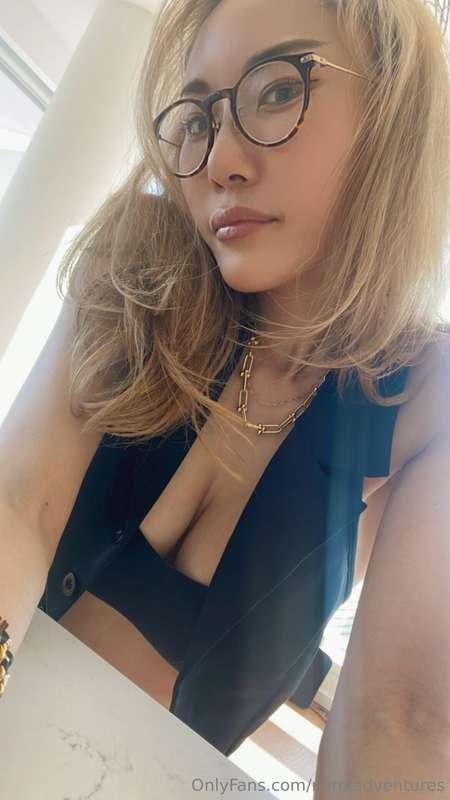 I am back my loves . Will post super consistently from today..