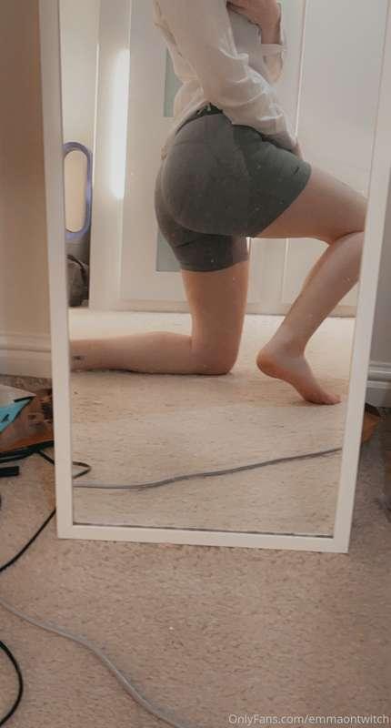 Do you guys like my new shorts 🙈