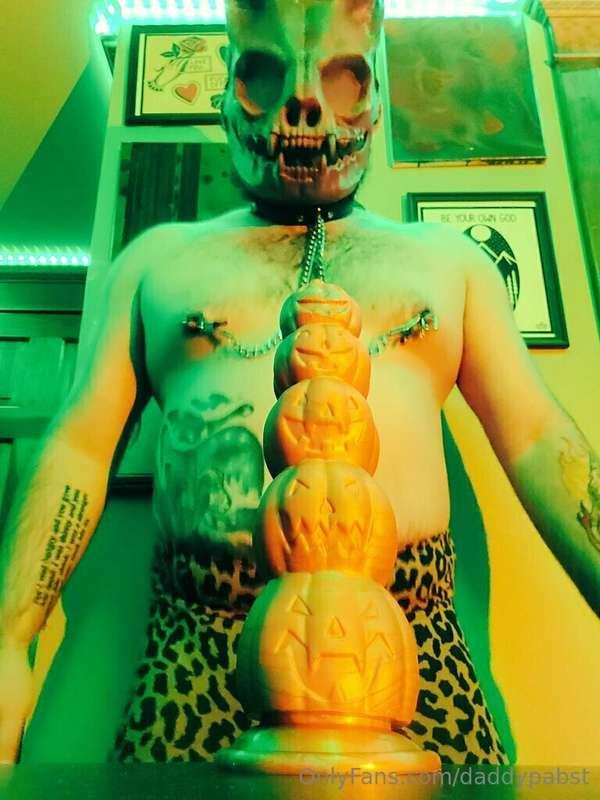 Would you cum to my pumpkin patch?