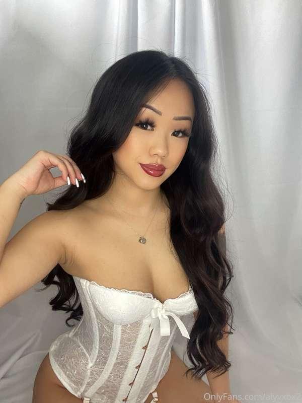I can’t wait to show you guys my latest b/g scene ❤️❤️🥰