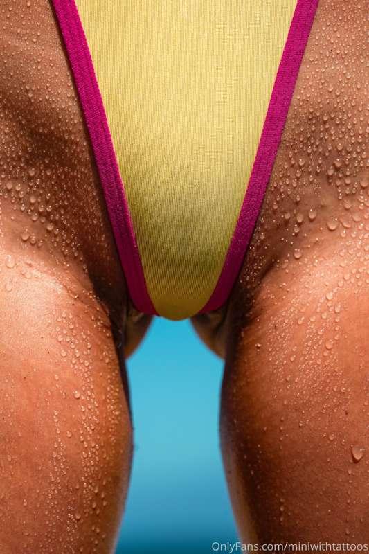 💦