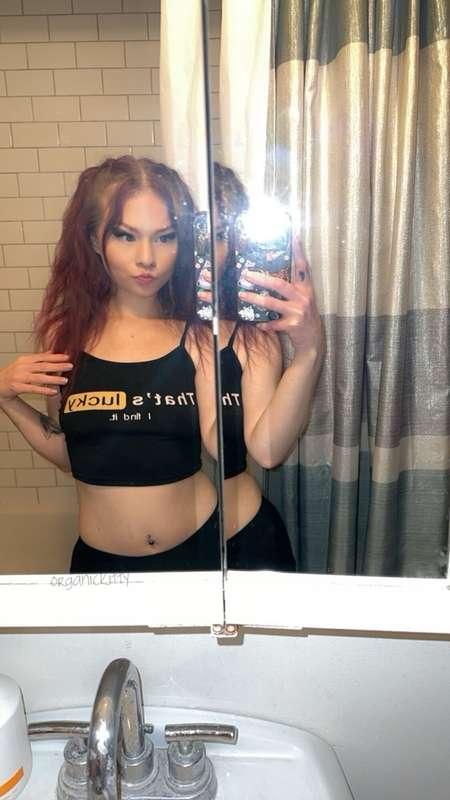 your small tiddy goth gf 