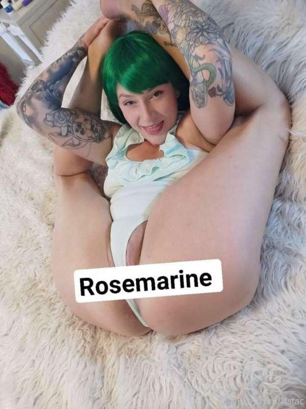 🌈🦄 Slutty @rosemarine is a kinky milf bombshell!  Breeding k..