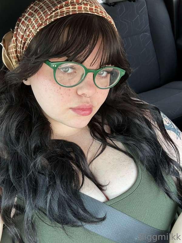 Met a sub IRL while plant shopping & it was crazy- ur kinda ..