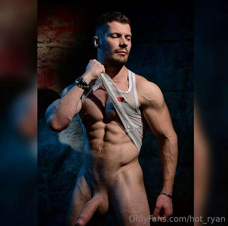 *😈🥵 GO FOLLOW MY BRO WHO IS OFFERING A 75% DISCOUNT 😈🥵*

htt..