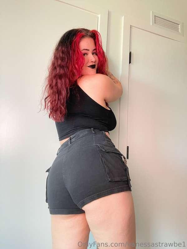 would you spank my ass every time you walk by if we were dat..