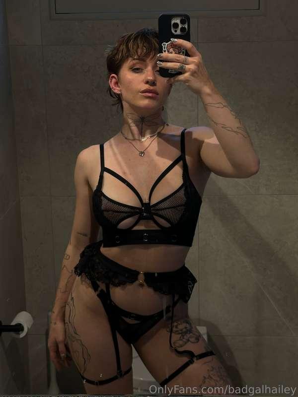 badgalhailey image #0