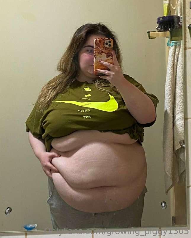 Have been keeping myself nice and full♥️