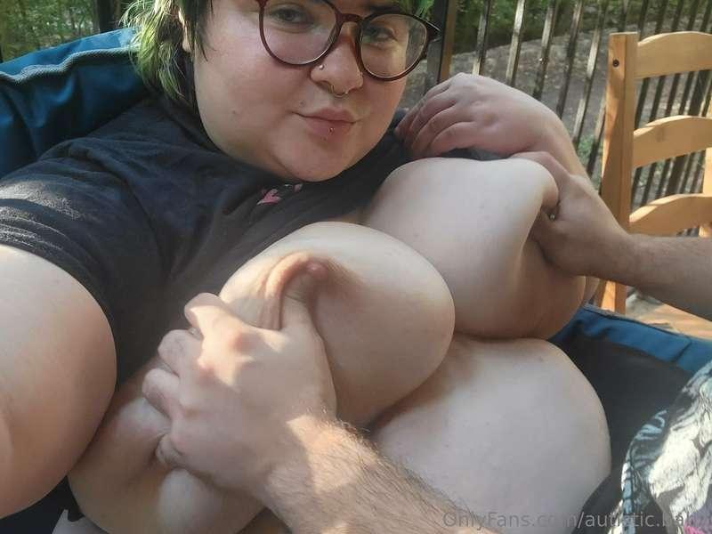 pov during the smoke sesh I make u sit in my lap to make out..