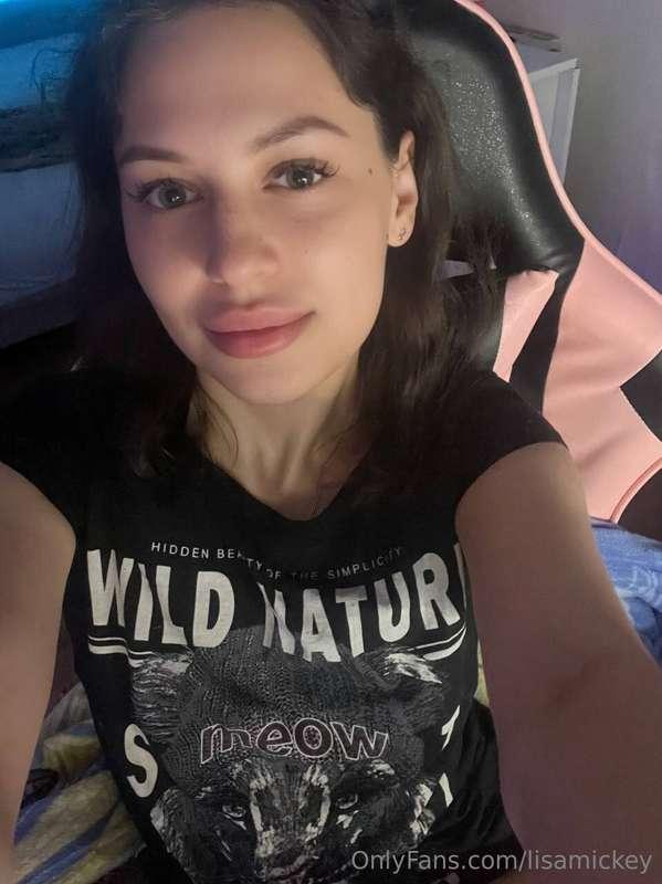 Maybe I should just be a cute lil' kitty in your hands? 😺😏 S..