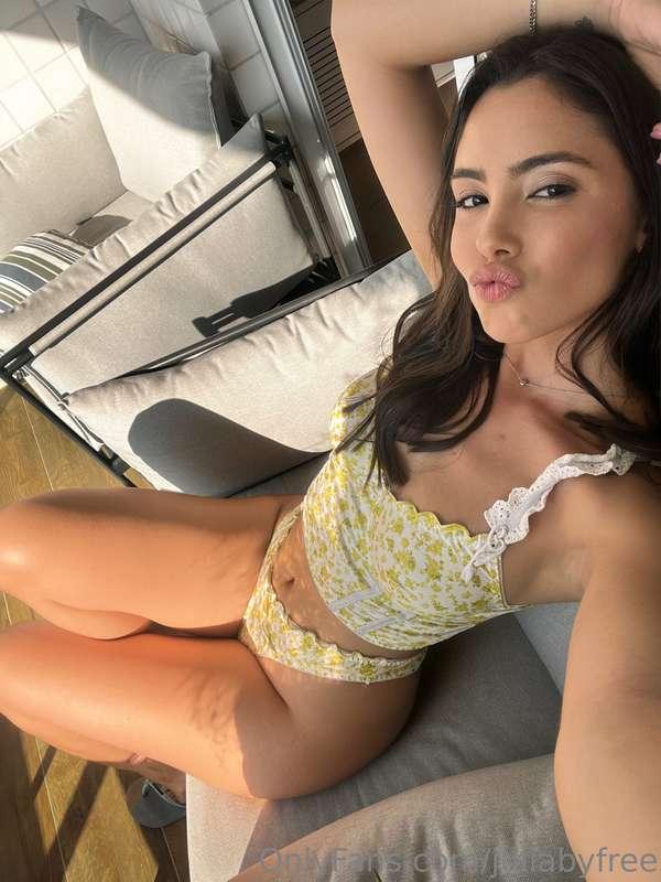 i’m only getting started… message me: https://onlyfans.com/j..