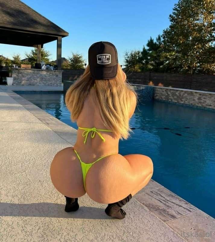 Happy Thursday guys!!