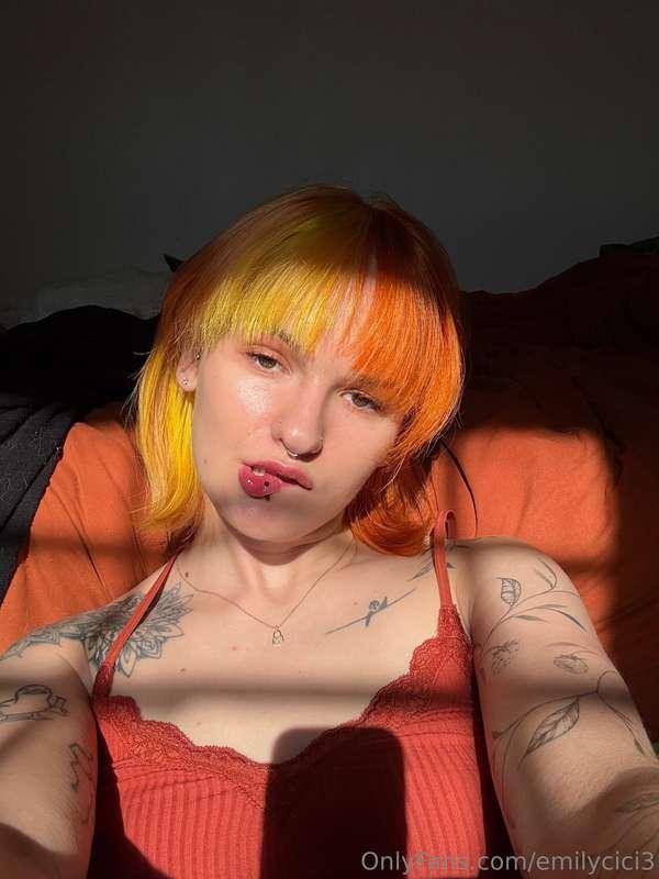 like this post if you want the titty pic I took with these 🌞..