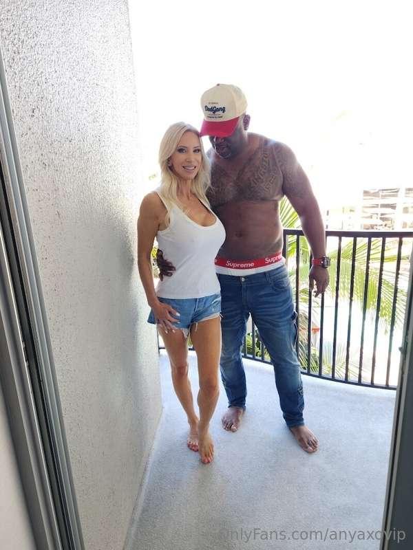 Look who crashed my family vacay last weekend! 😈