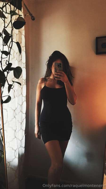 Tip to see my black dress bundle💋