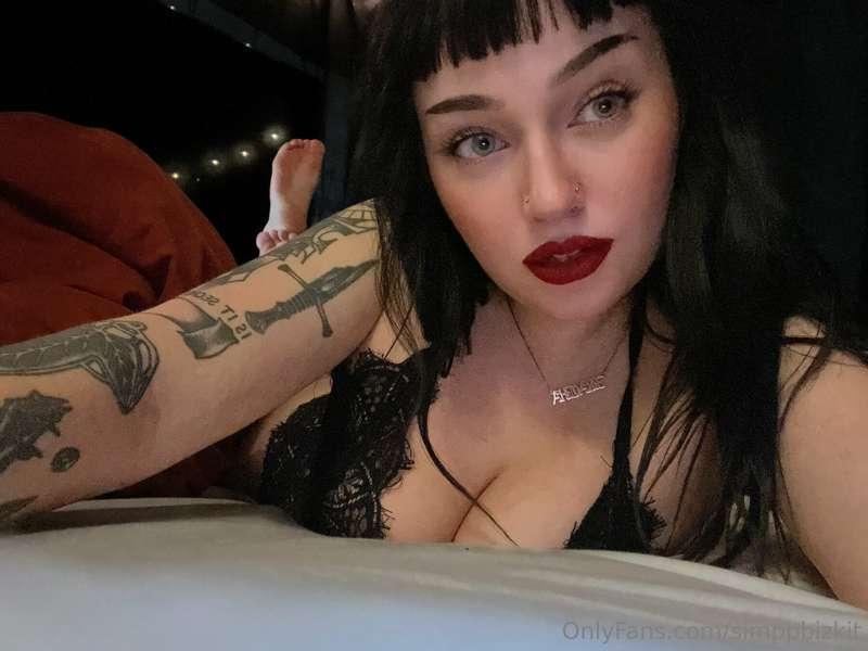 Rubbing my tits in sexy black lace