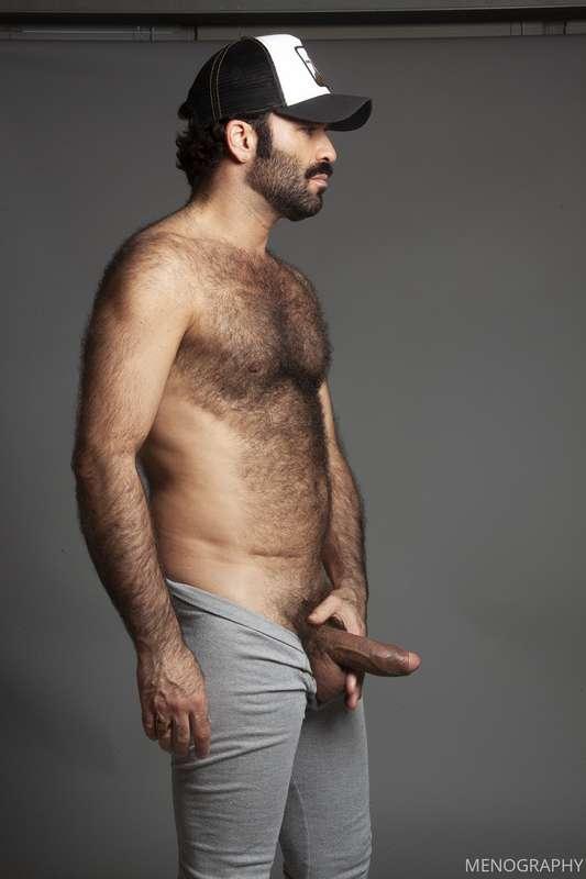 would you get on your kness for Daddy Joao's thick cock?
