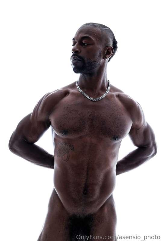 @lapanteranegra27 desnudo en @asensiophoto7 