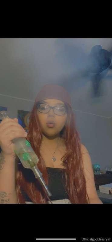 Watch Me Get High Off Dabs & Play With Myself 😩