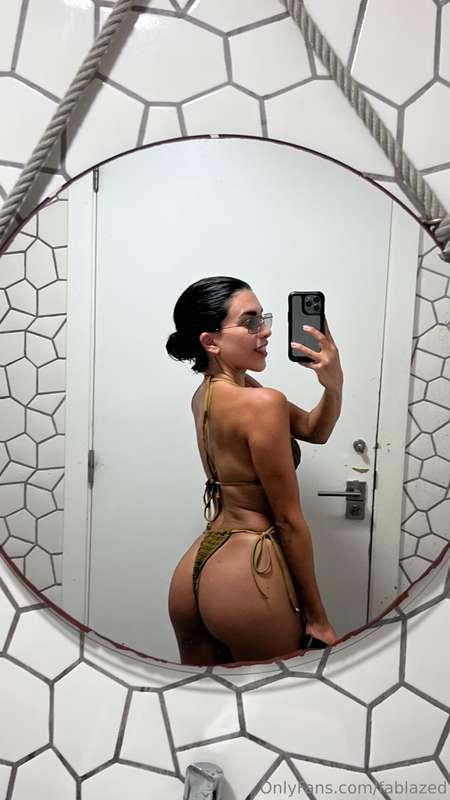 Well tanned 😋 Bronceadita 🔥