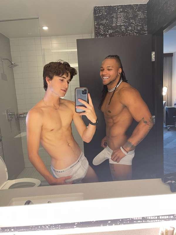 Rece wanted to ACTUALLY HOOKUP!!😱🍆💦 We started playing and l..