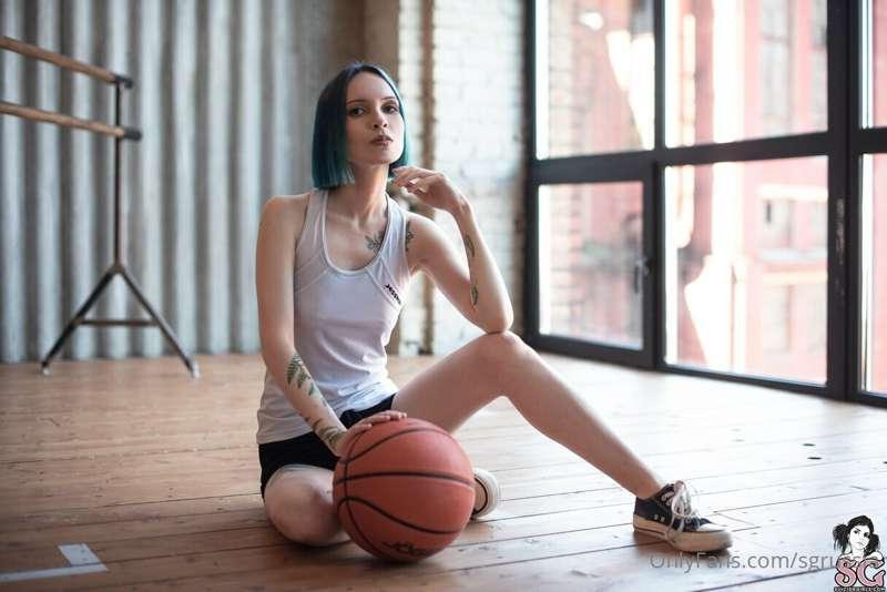 New set "sweet basketball" from adorable @annie_leere 
Like ..